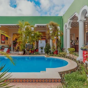 Santa María 3*, Mérida México