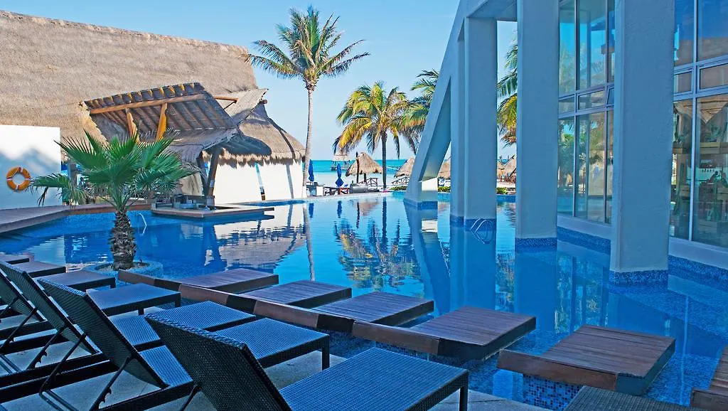 Mia Reef Isla Mujeres Cancun All Inclusive Resort 4*,